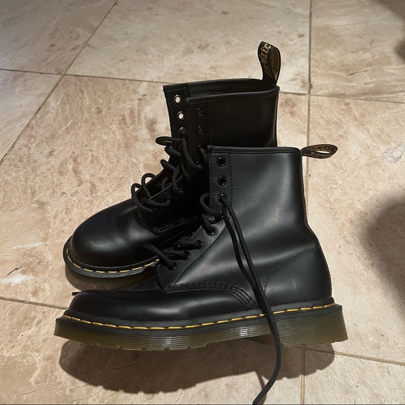 Dr. Marten 1460 Boots - Picture 1 of 7